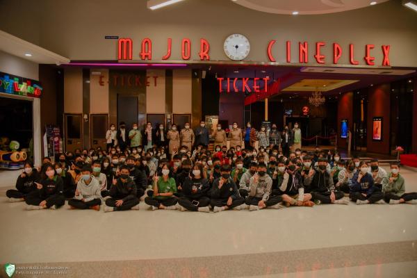 นำนักเรียนรับชมโขนภาพยนตร์ HANUMAN White Monkey