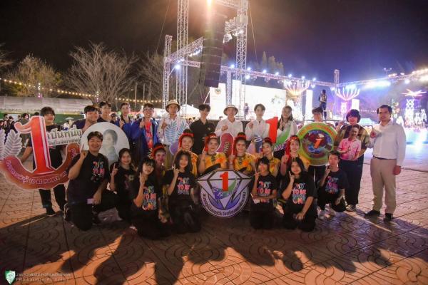 ชมรม TO BE NUMBER ONE โรงเรียนเพชรพิทยาคม ร่วมกิจกรรมงานกาชาดมะขามหวานจังหวัดเพชรบูรณ์ ปี 2566