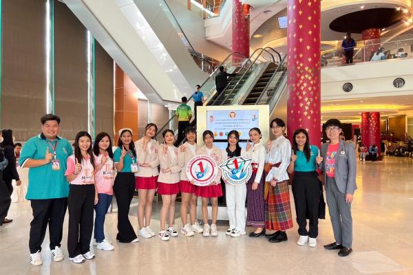 ชมรม TO BE NUMBER ONE โรงเรียนเพชรพิทยาคม เข้าร่วมการเเข่งขันนำเสนอผลการดำเนินงานของชมรม TO BE NUMBER ONE ประเภทสถานศึกษา