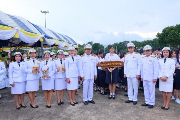 ร่วมพิธีจุดเทียนถวายพระพรชัยมงคล