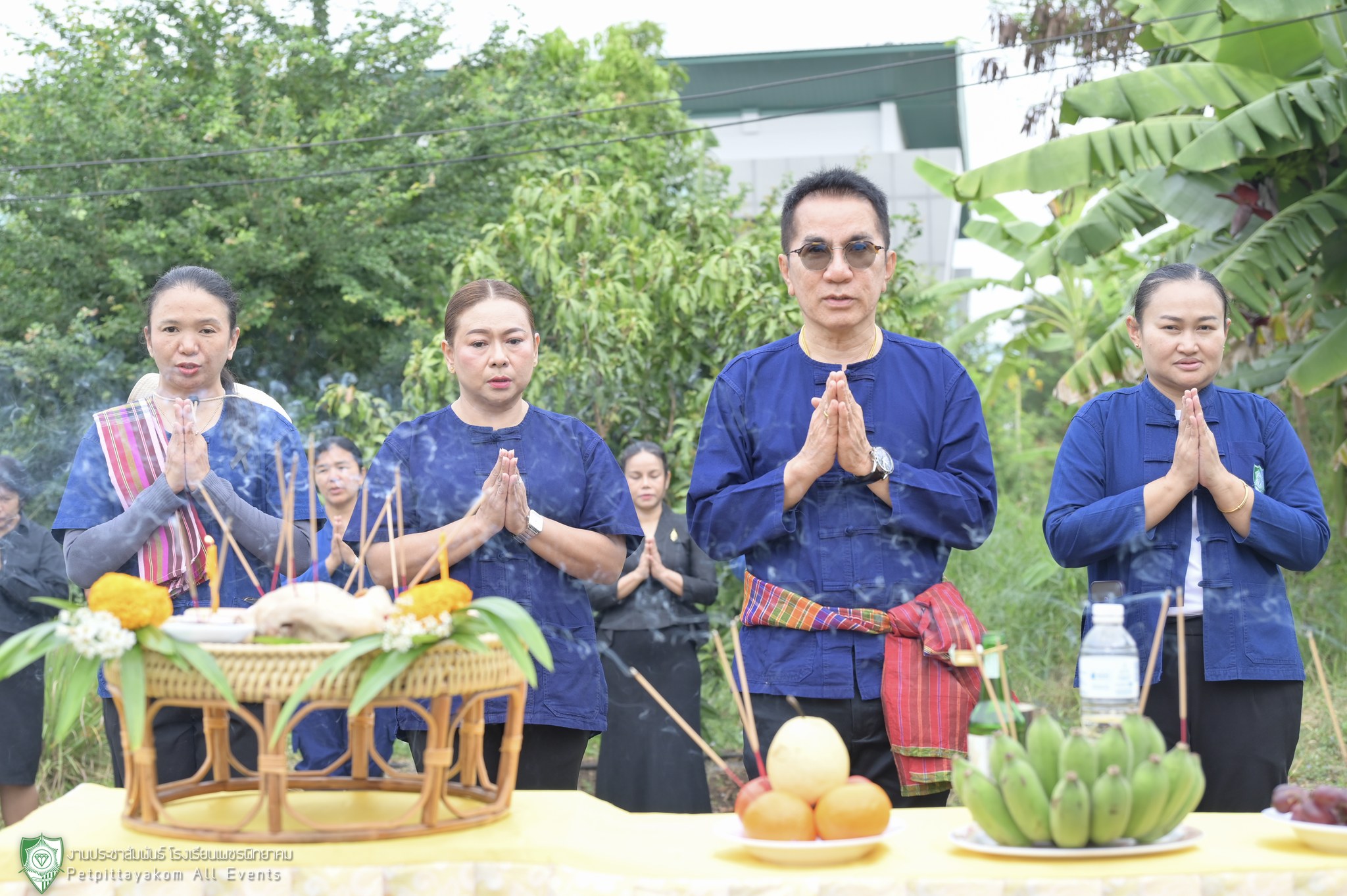 ดร.พีระวัตร จันทกูล ประธานในพิธีไหว้พระแม่โพสพ