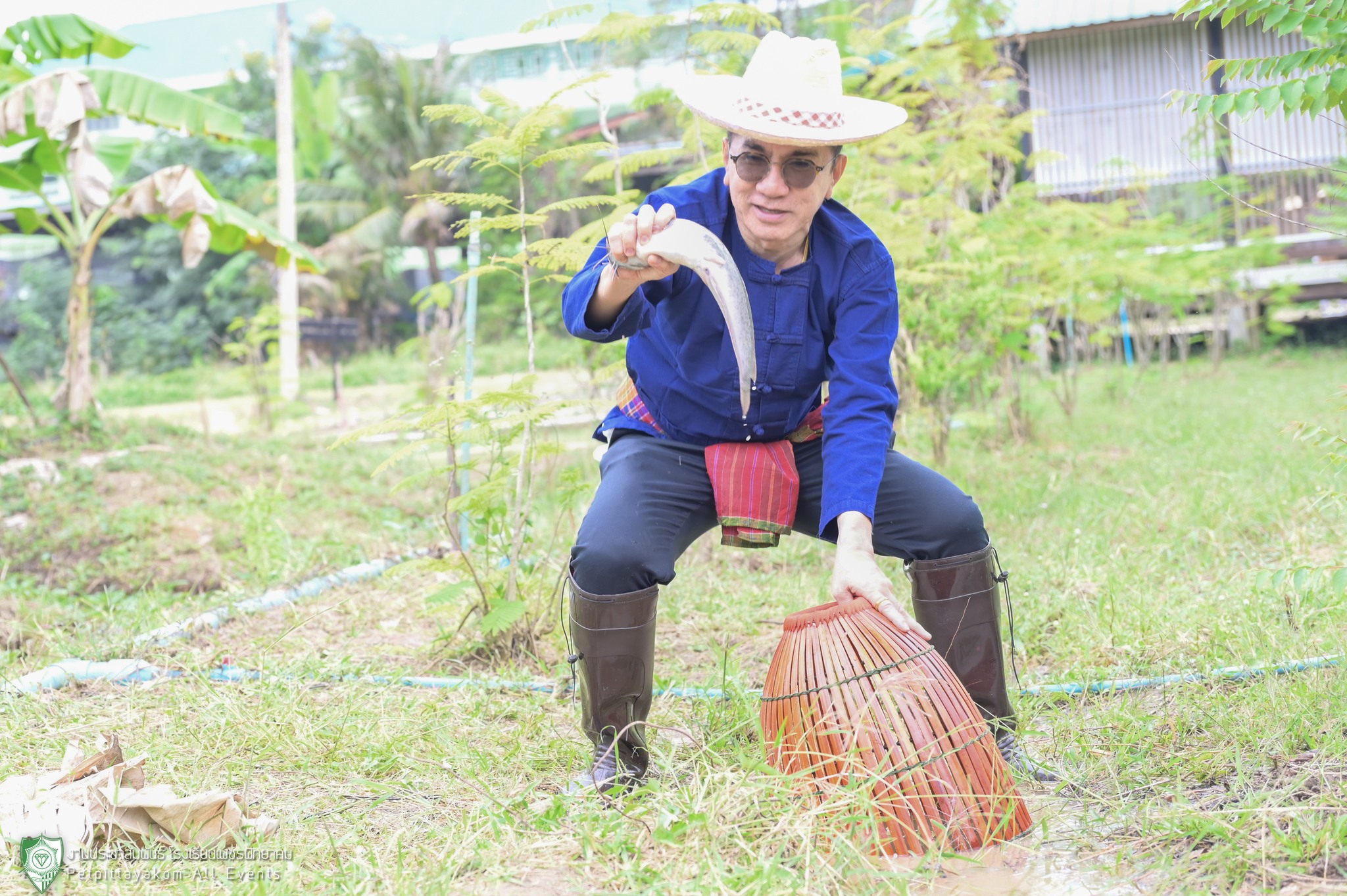 ภาพหมู่กิจกรรมรวมใจเพชรพิทยา