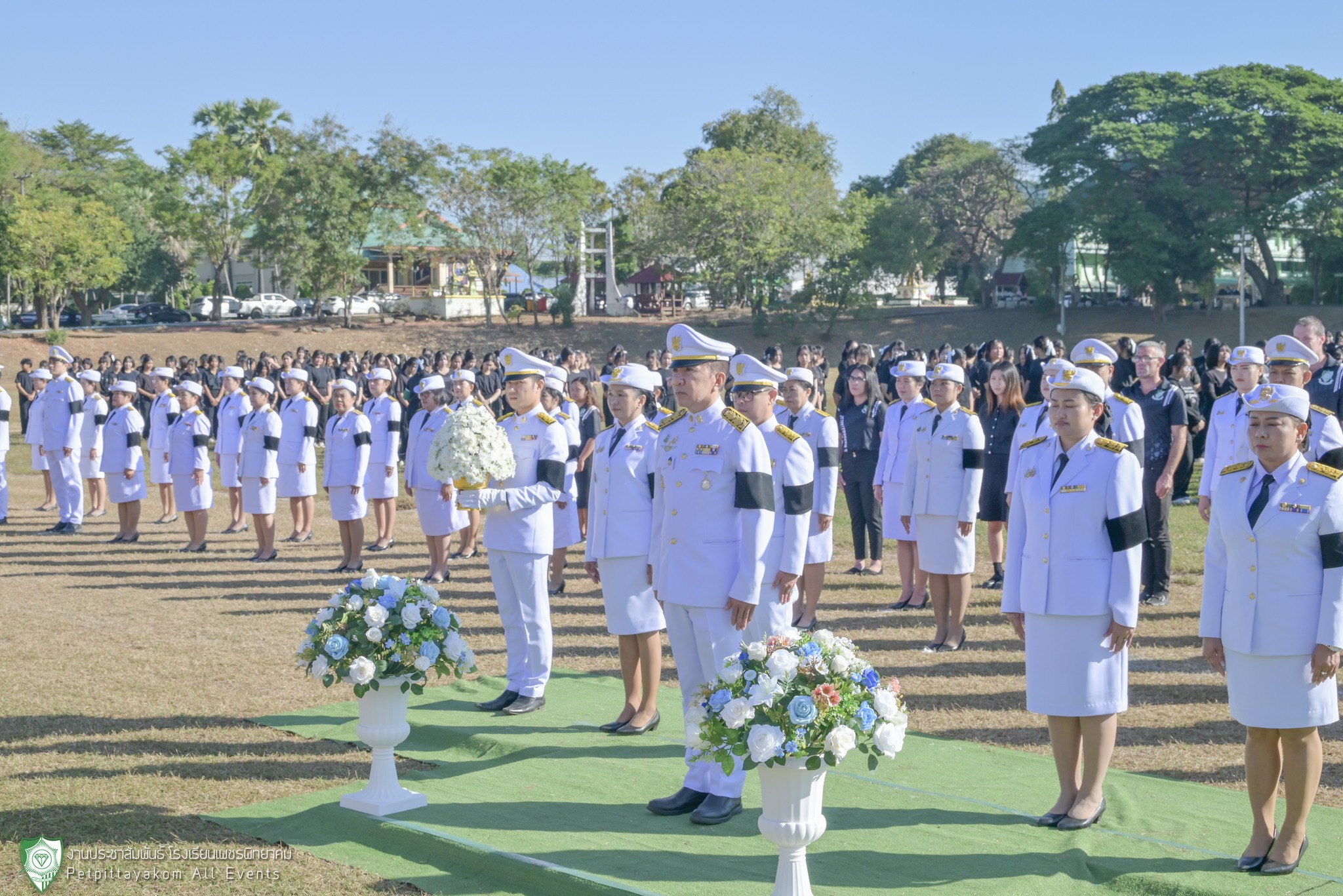 บรรยากาศการแปรอักษร ณ สนามโรงเรียน