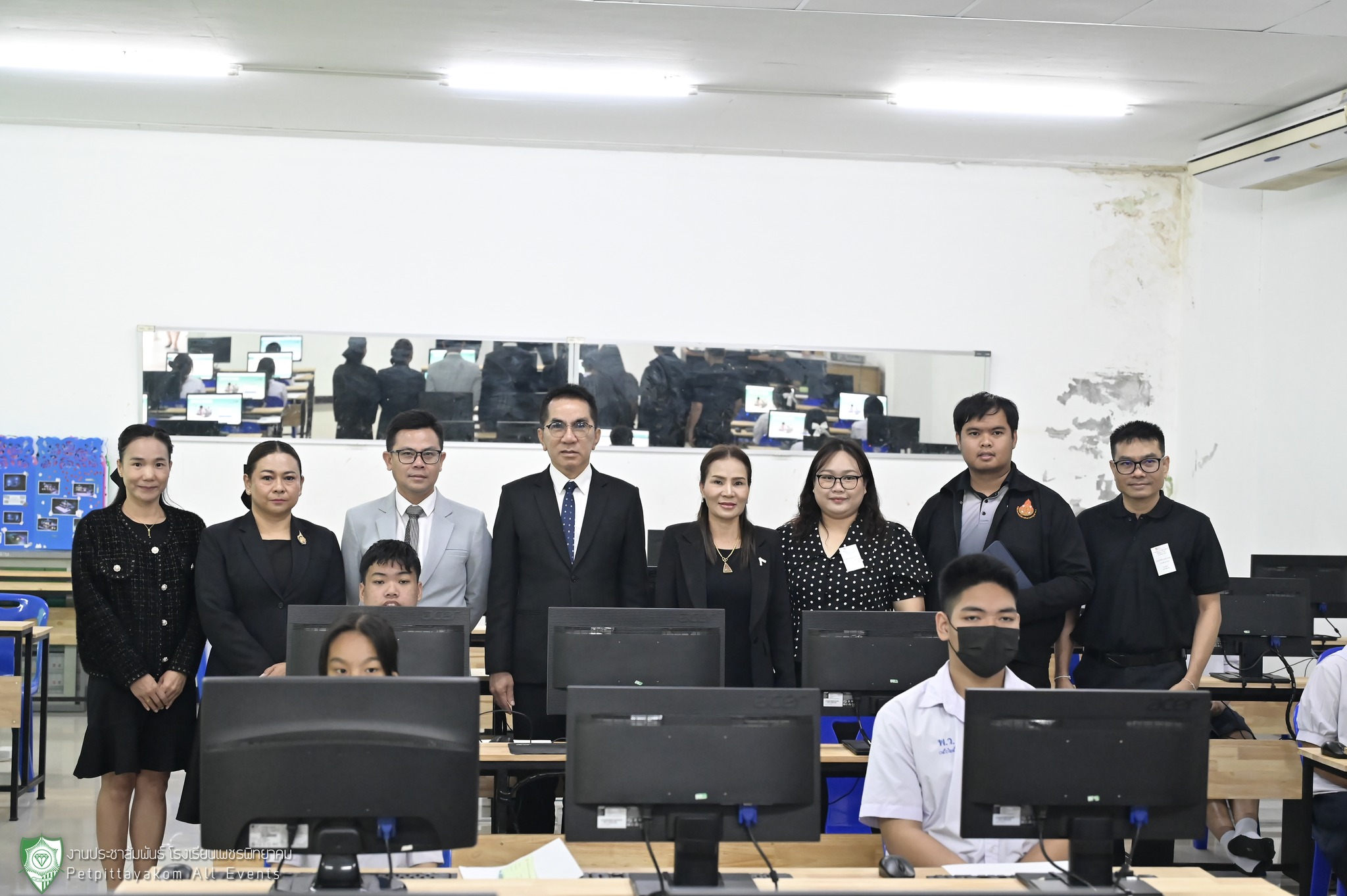 ภาพการตรวจเยี่ยม