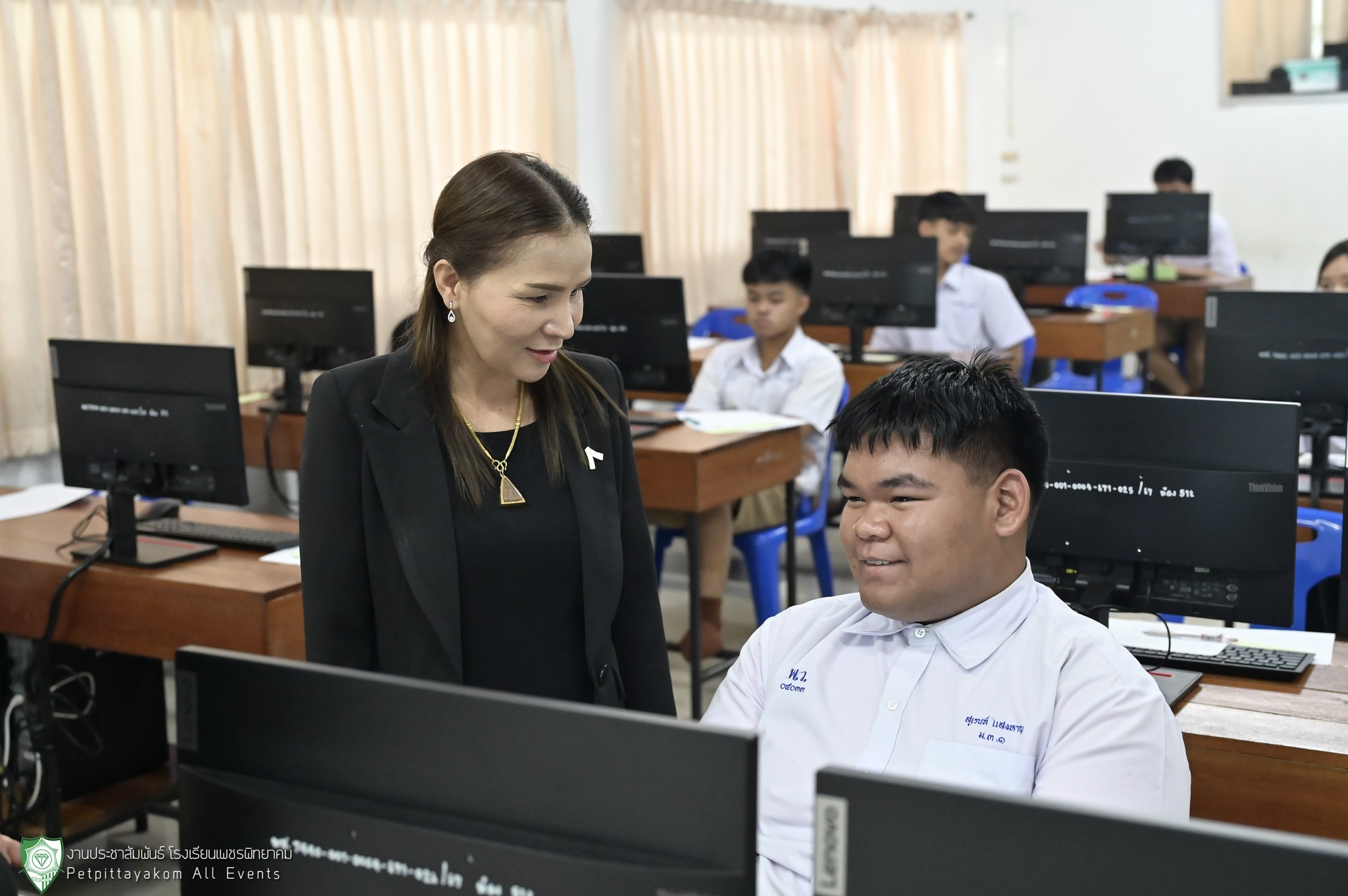 ภาพการตรวจเยี่ยม